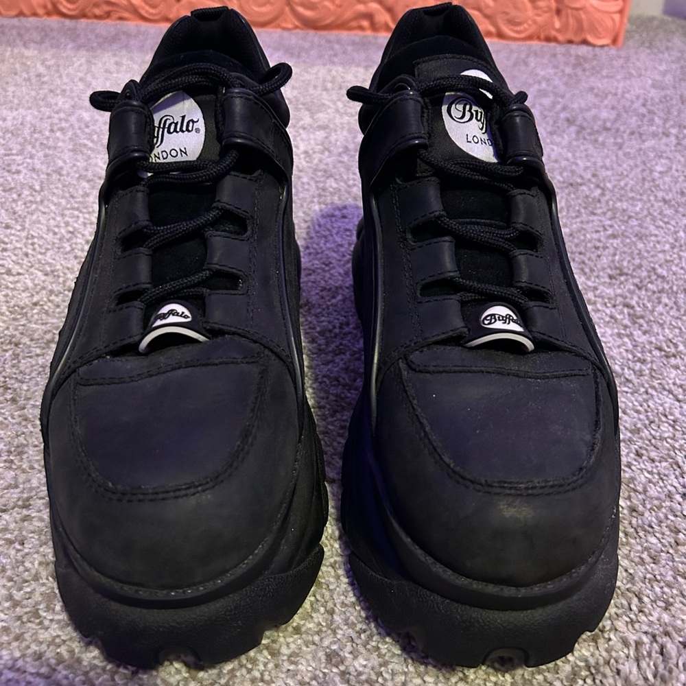 Buffalo London Black Sneakers - Picture 3 of 7